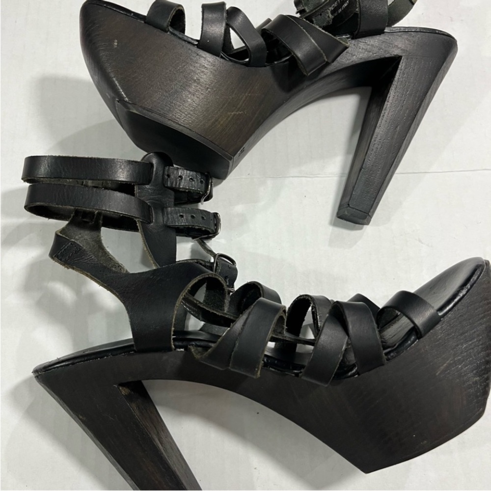 STEVE MADDEN MADE IN ITALY ODETTA LEATHER HEEL - Picture 13 of 16